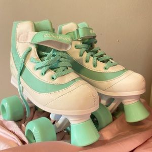 Kids Roller Skates!